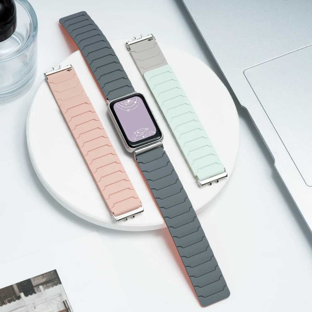 Quas Magnetic Silicone Band For Galaxy Fit3 - Astra Straps